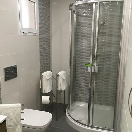 Avda De Palmeras Apartamento *